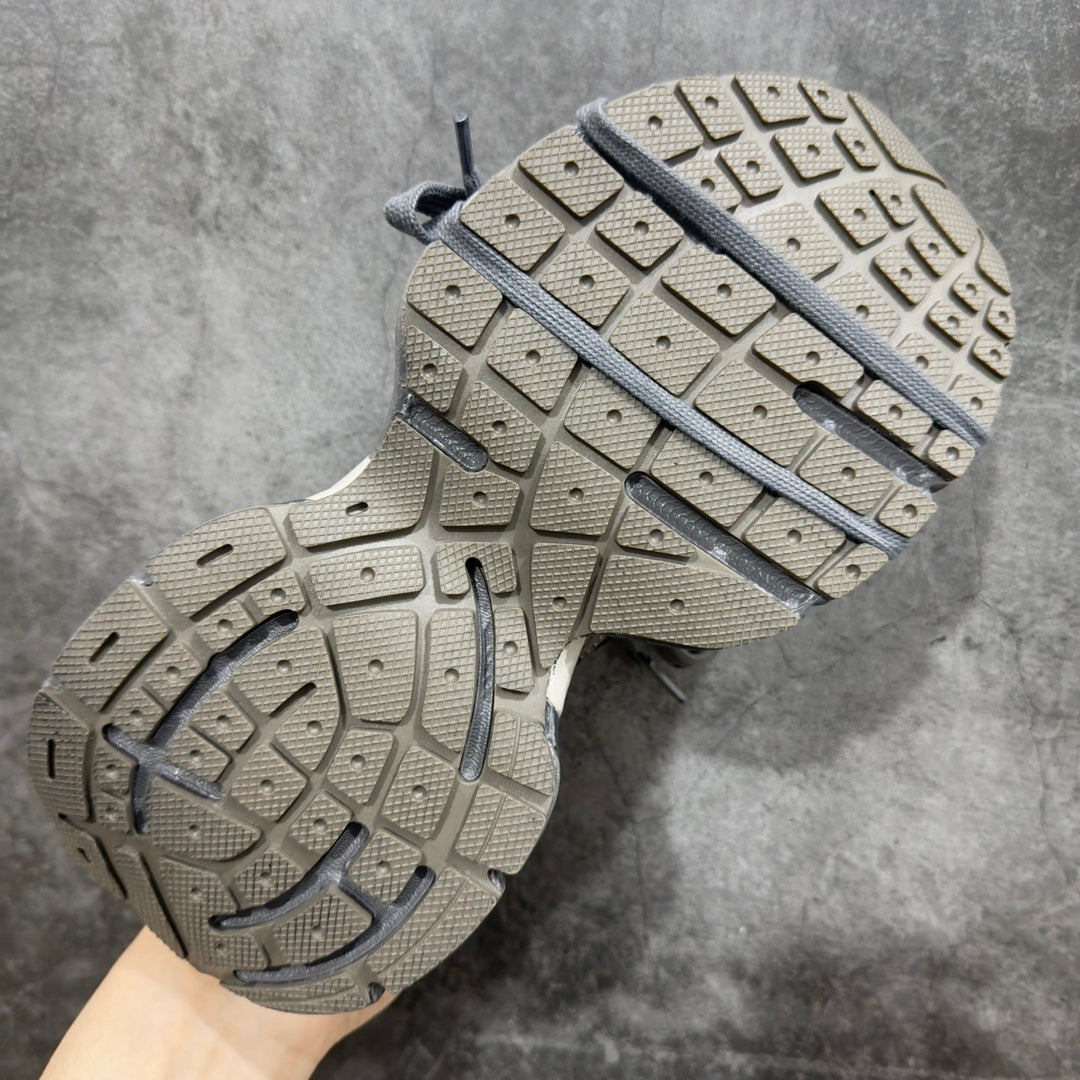 Balenciaga sneaker outsole with textured tread pattern on thick rubber sole