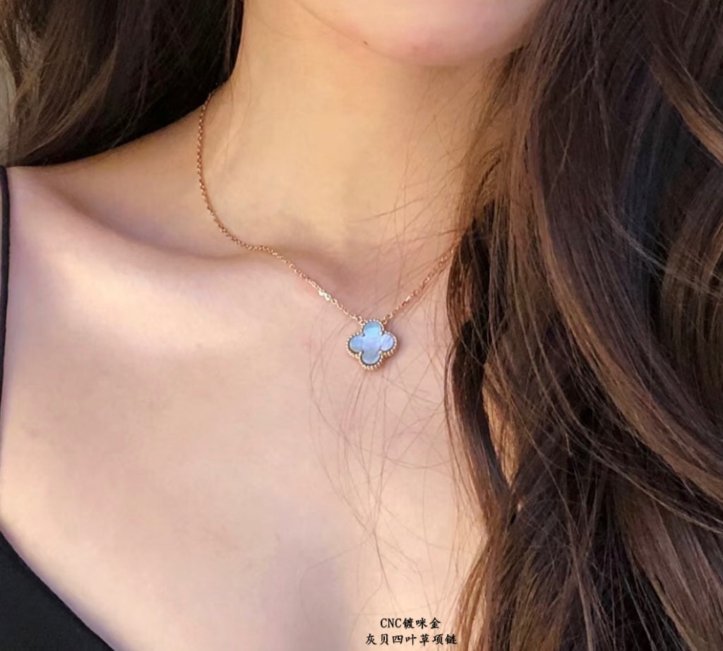 Van Cleef & Arpels Accessories