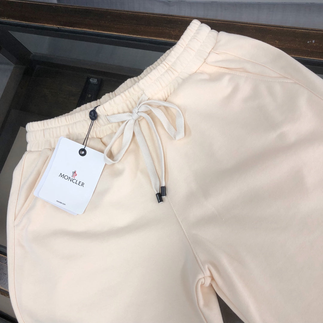 Stone Island shorts in light cream with drawstring ties and elastic waistband