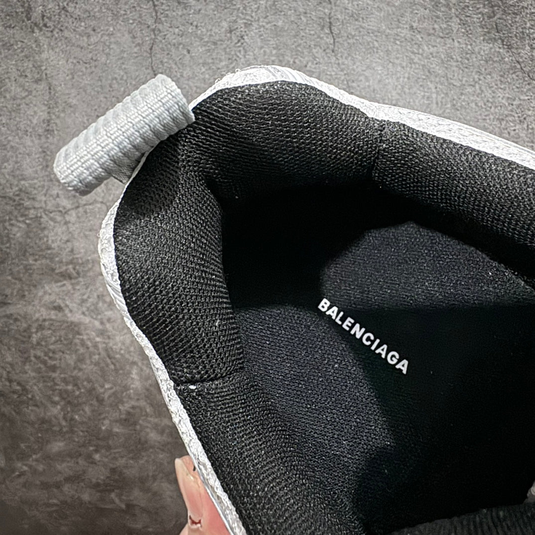Unisex sneakers, black interior lining with Balenciaga logo