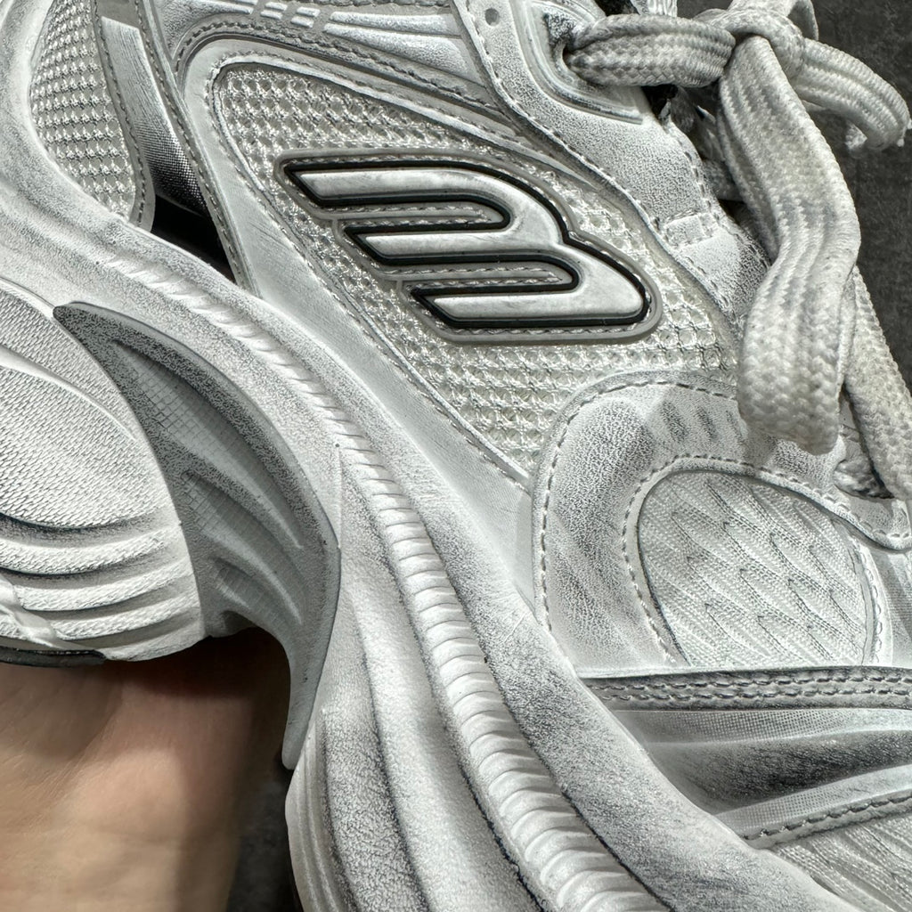 Unisex sneakers, silver textured panels with lace-up eyelets and sculpted sidewall