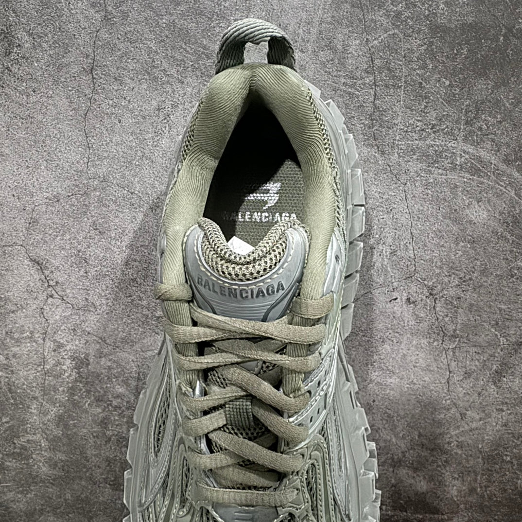 Balenciaga unisex trail sneaker, light green tongue and laces with padded collar