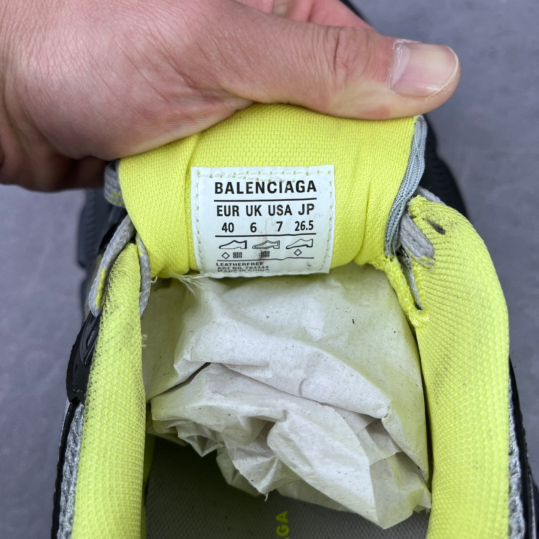 BALENCIAGA size label inside shoe: EUR UK USA JP 40 6 7 26.5