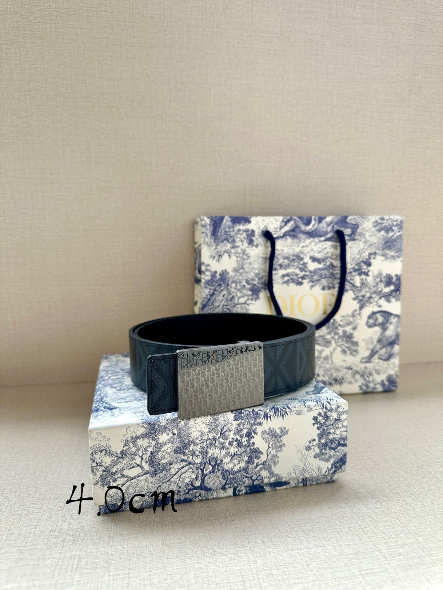 Dior belt with textured dark strap and rectangular buckle, 4.0cm wide