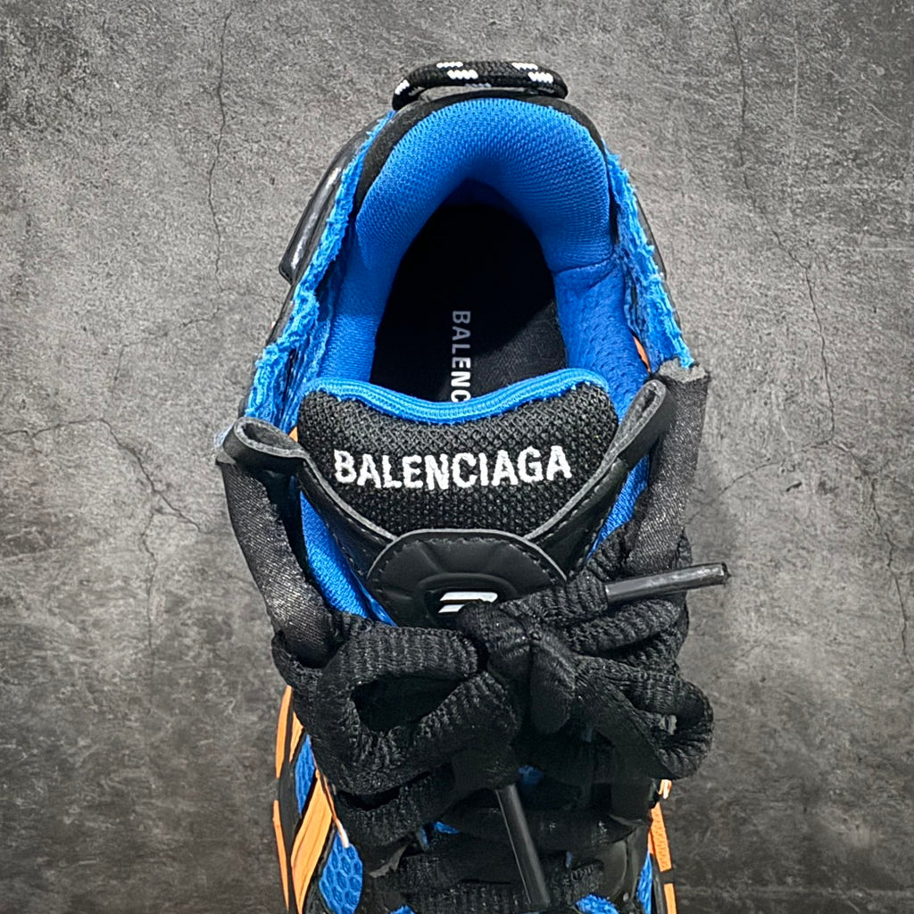 Balenciaga unisex sneaker heel, blue interior lining with BALENCIAGA text