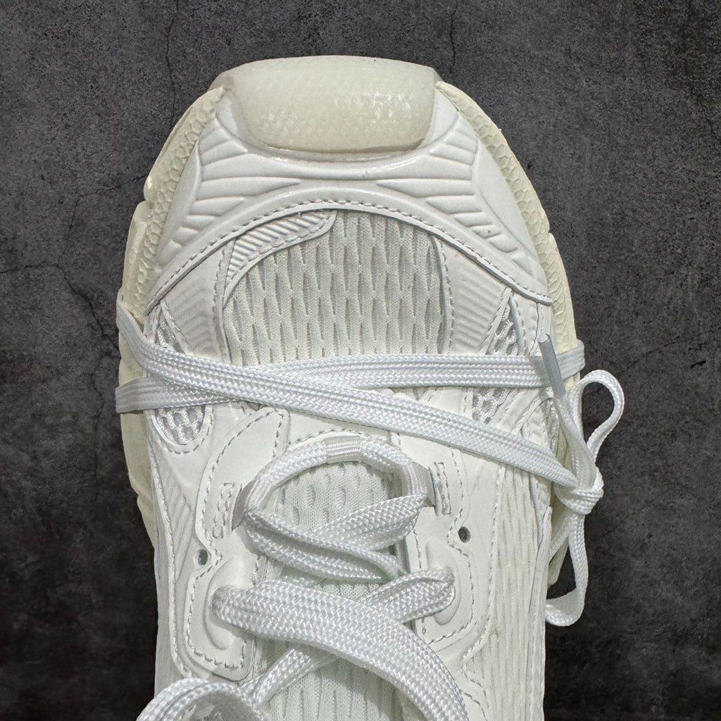 Balenciaga unisex sneakers off-white with lace detail and breathable textured toe panel