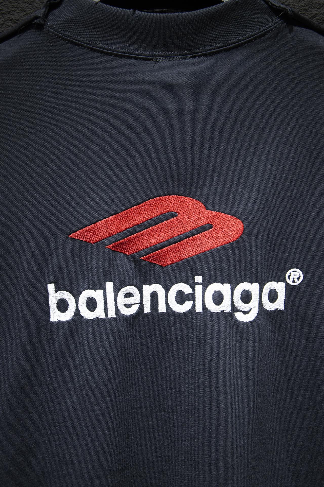 Balenciaga T-shirt in dark navy with red B symbol and white balenciaga logo