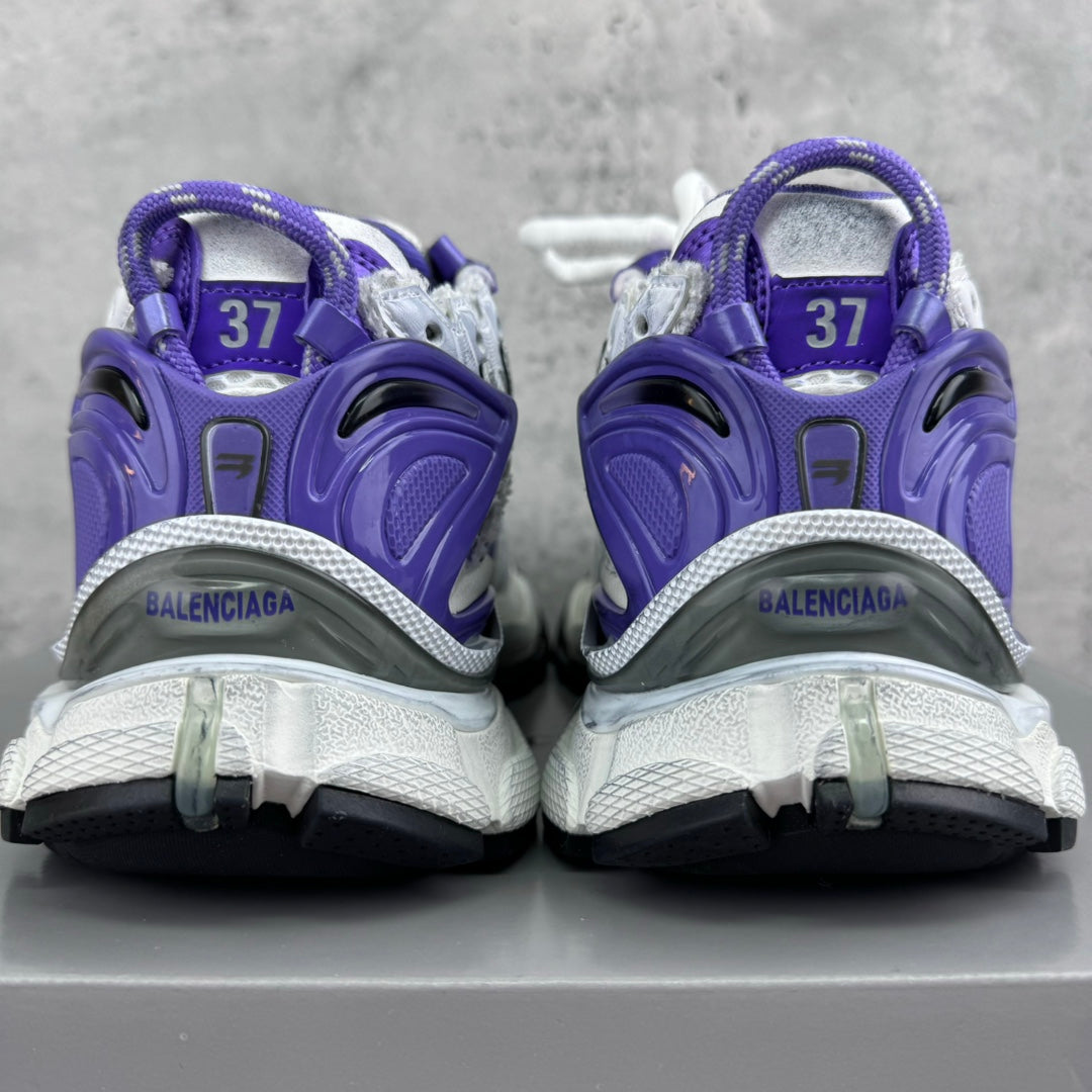 Unisex runner sneakers heel view, purple back panels and BALENCIAGA logo details