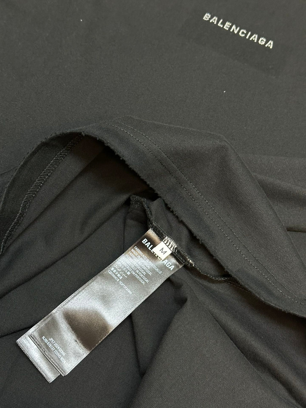 Balenciaga black T-shirt with inner neck label and stitching