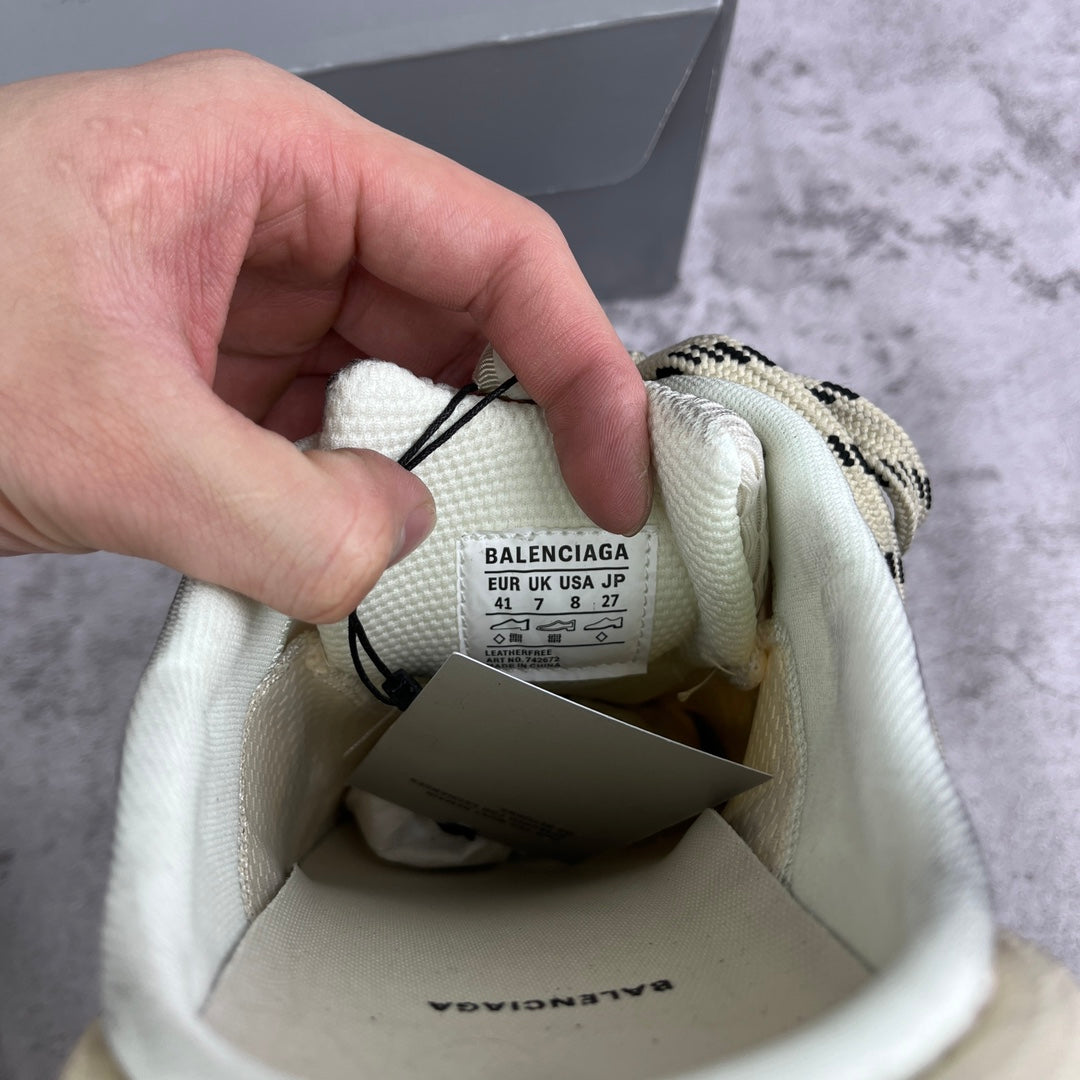 Balenciaga unisex sneaker interior tag inside the collar with size information