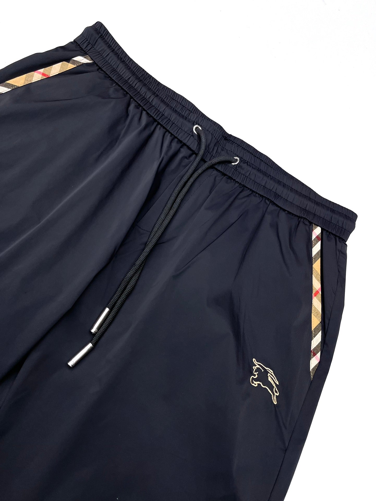 Dark navy Burberry shorts waistband with drawstring and small logo on side