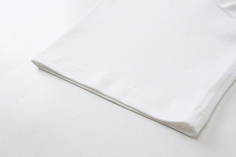 White Gucci T-shirt hem and folded edge detail