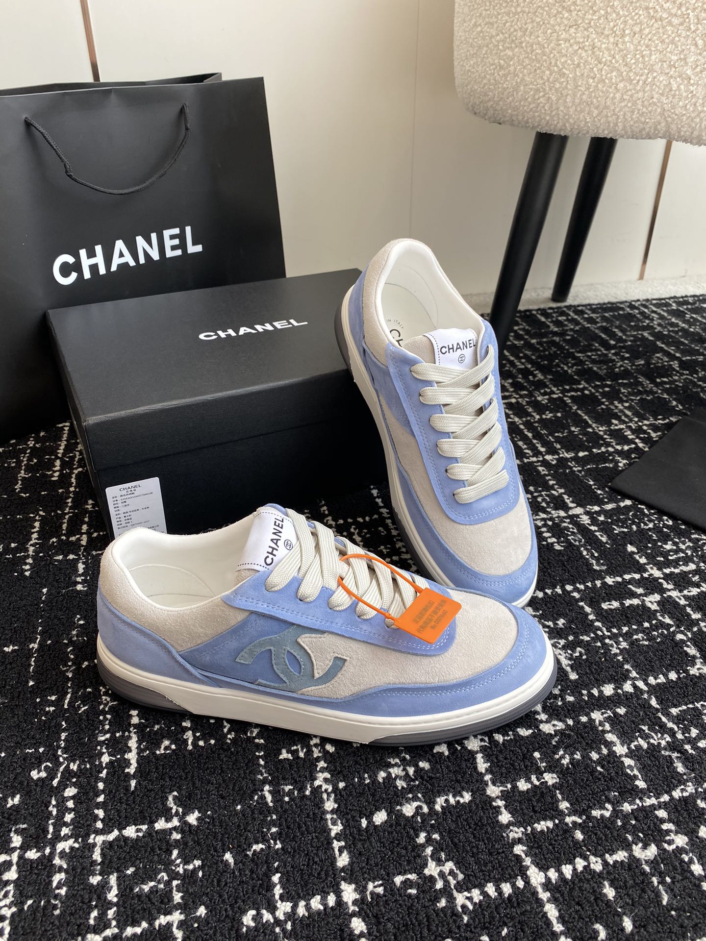 Luxury Shoes Chanel Unisex