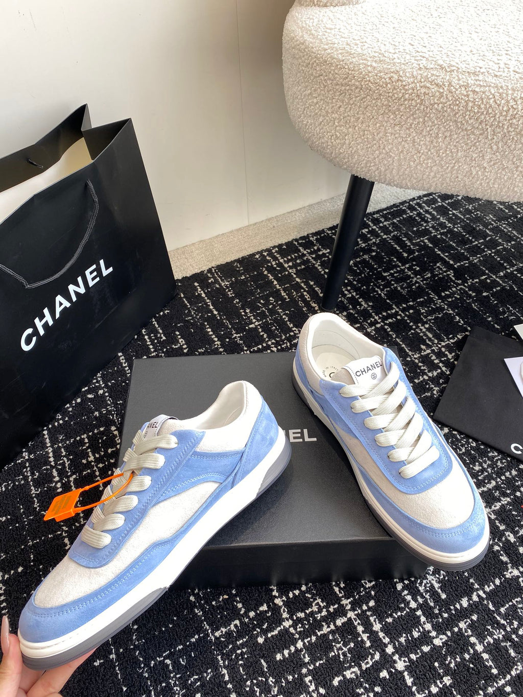 Luxury Shoes Chanel Unisex
