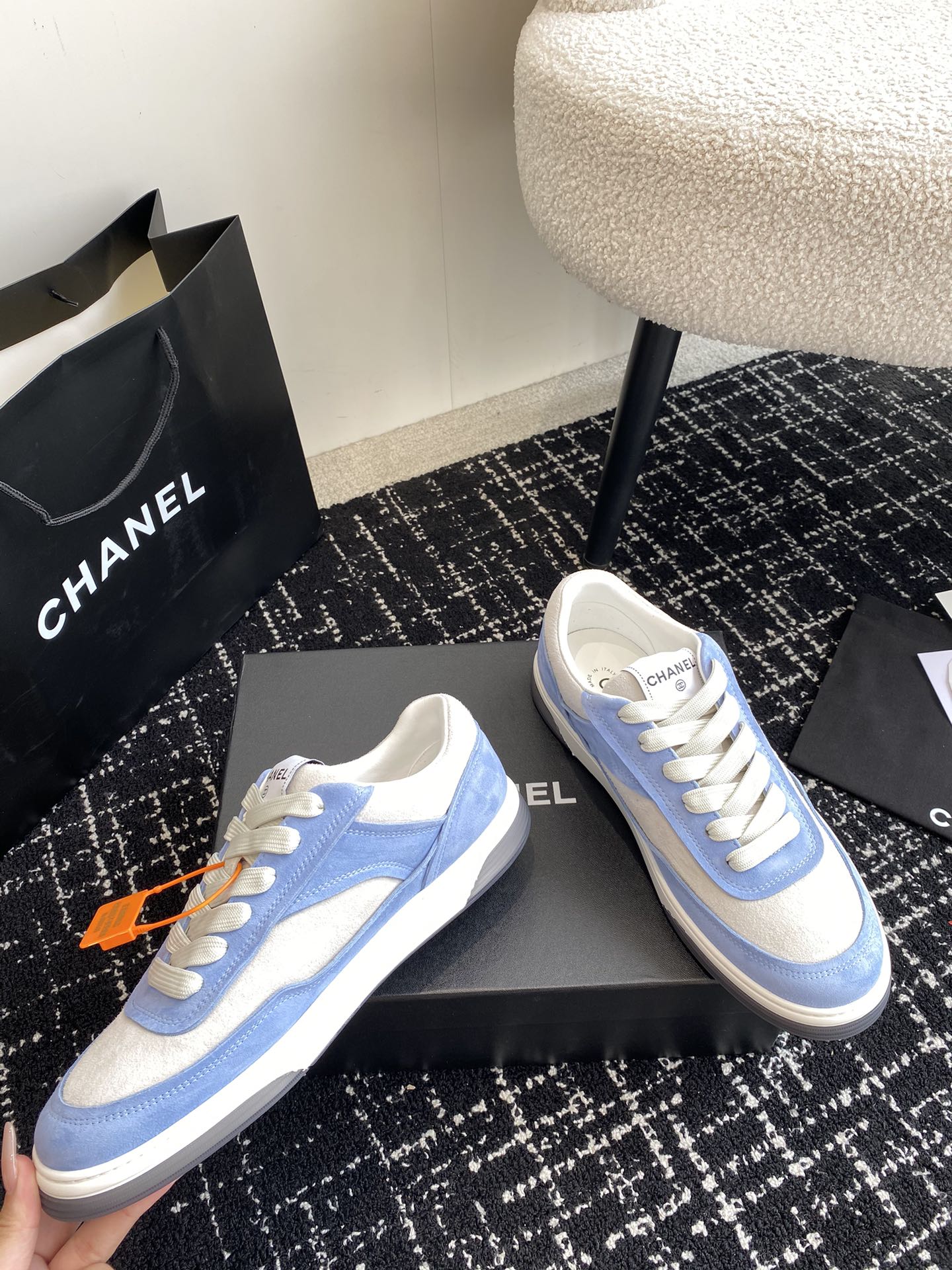 Luxury Shoes Chanel Unisex