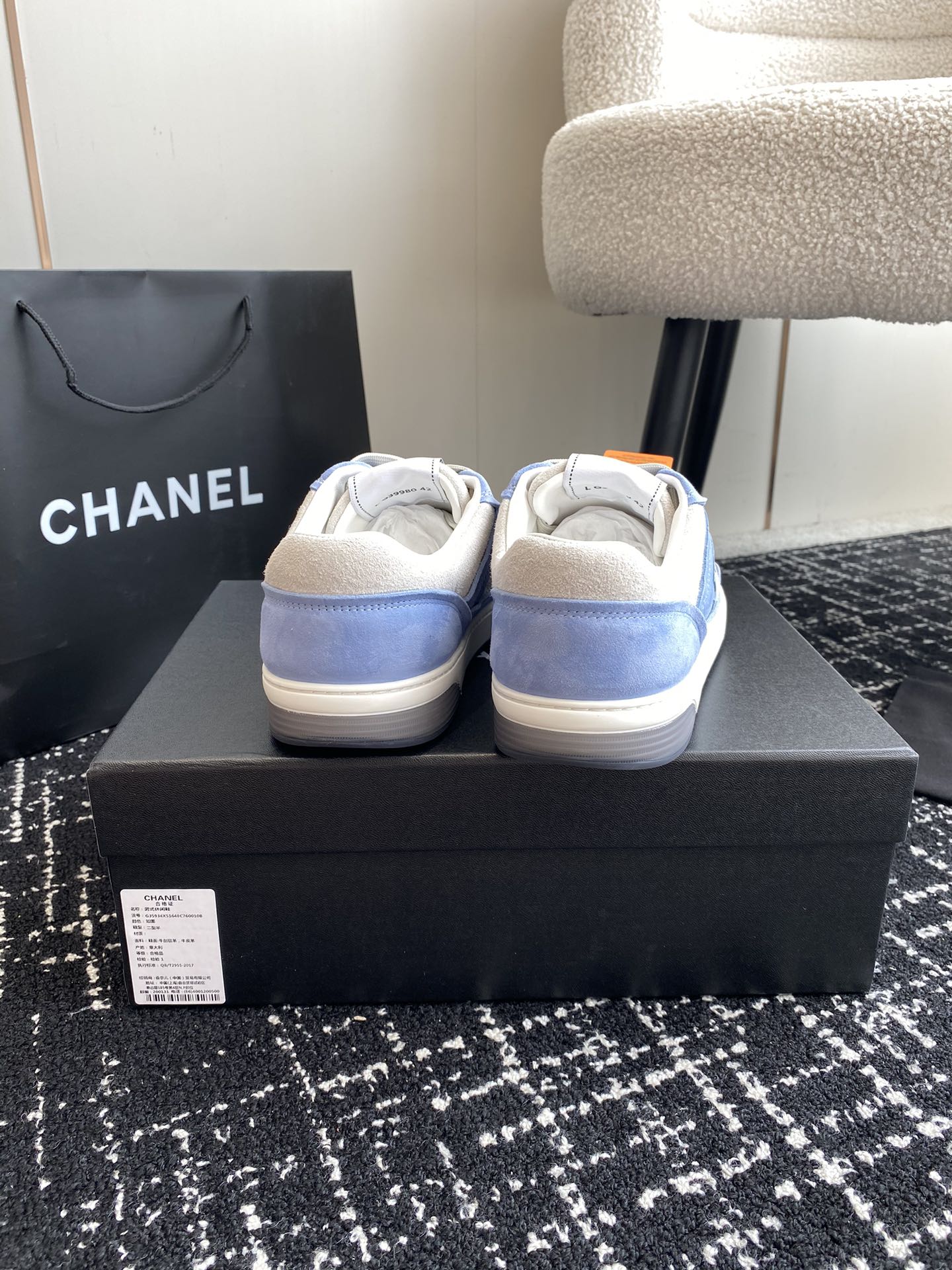 Luxury Shoes Chanel Unisex