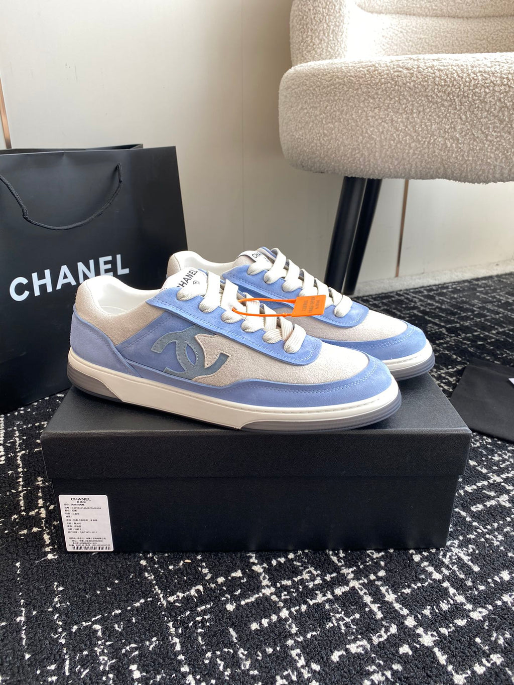 Luxury Shoes Chanel Unisex