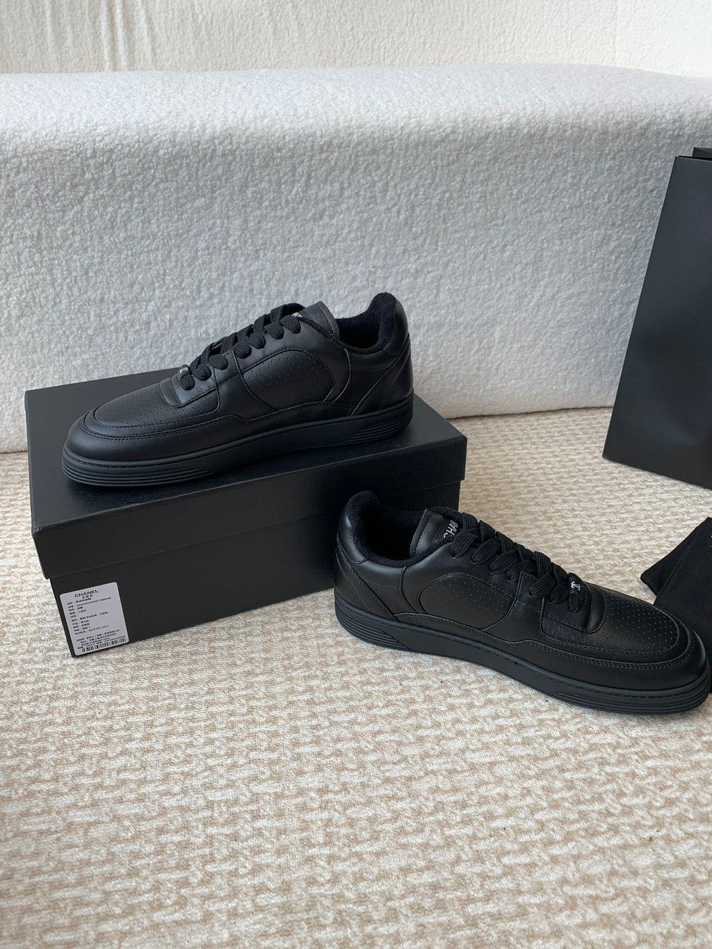 Luxury Shoes Chanel Unisex