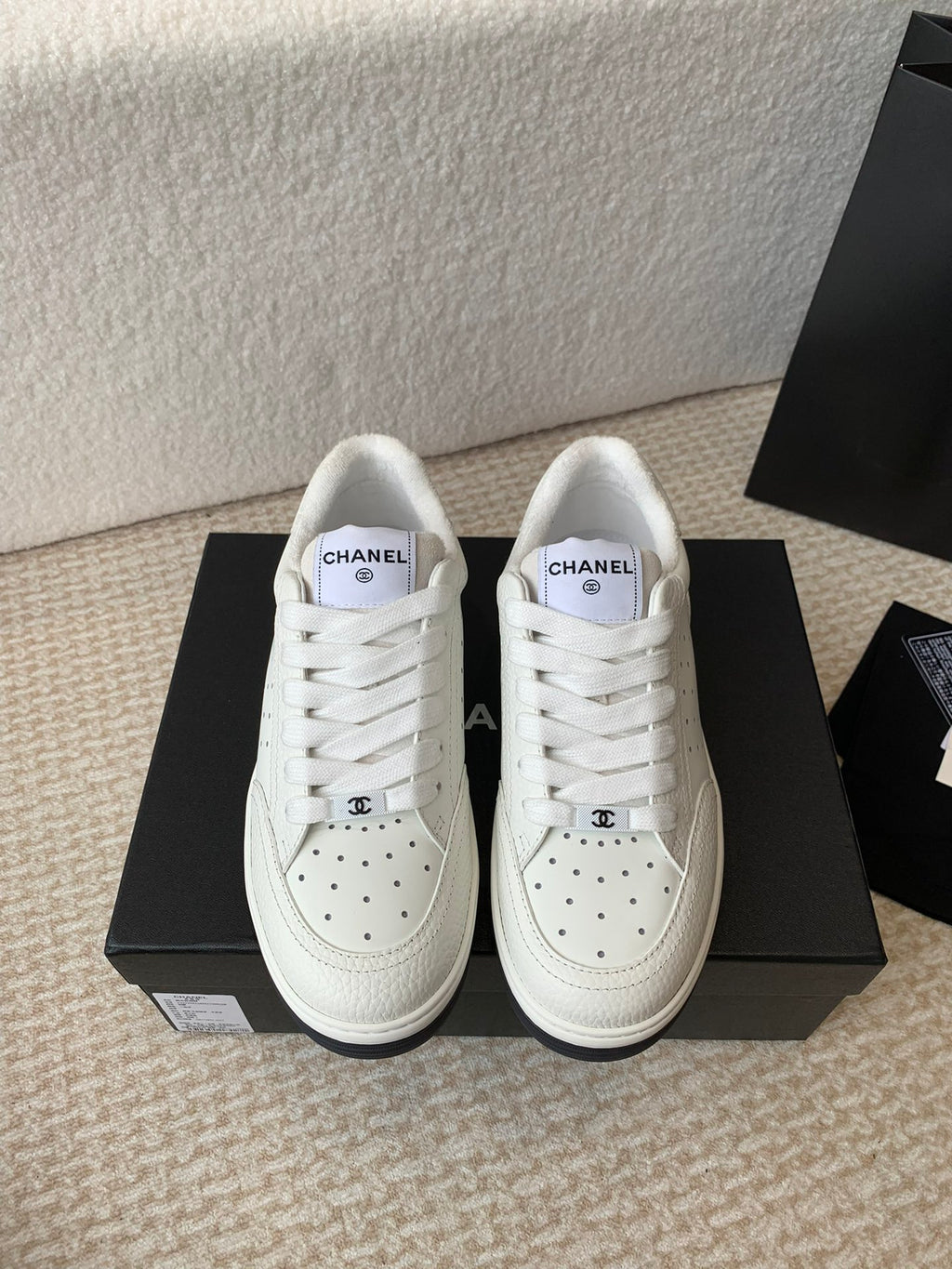 Luxury Shoes Chanel Unisex