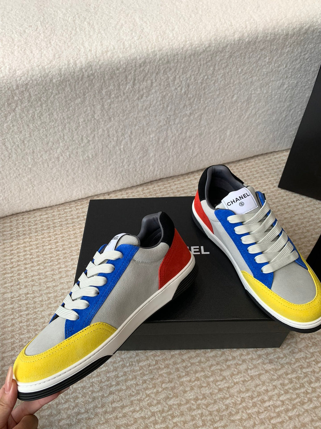 Luxury Shoes Chanel Unisex
