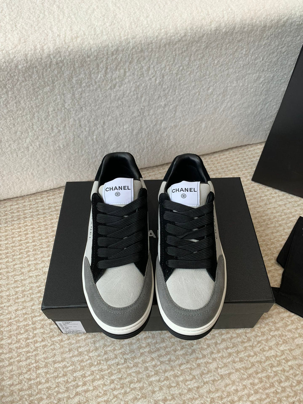 Luxury Shoes Chanel Unisex