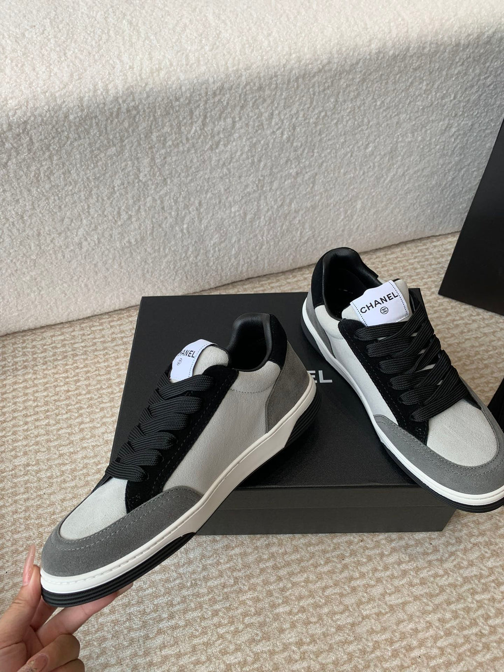 Luxury Shoes Chanel Unisex