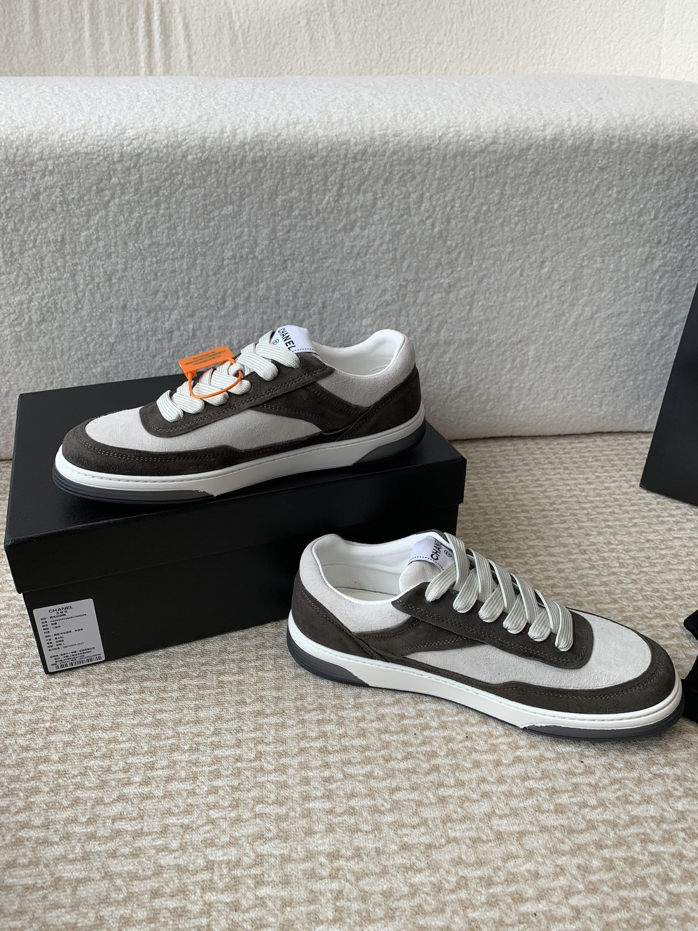 Luxury Shoes Chanel Unisex