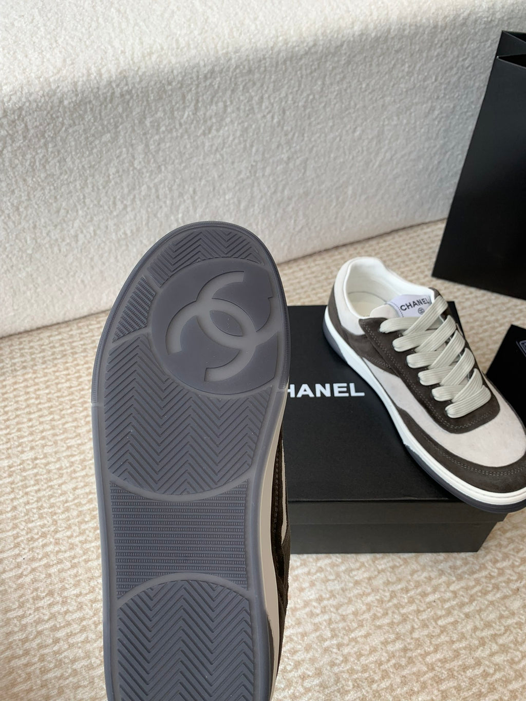 Luxury Shoes Chanel Unisex