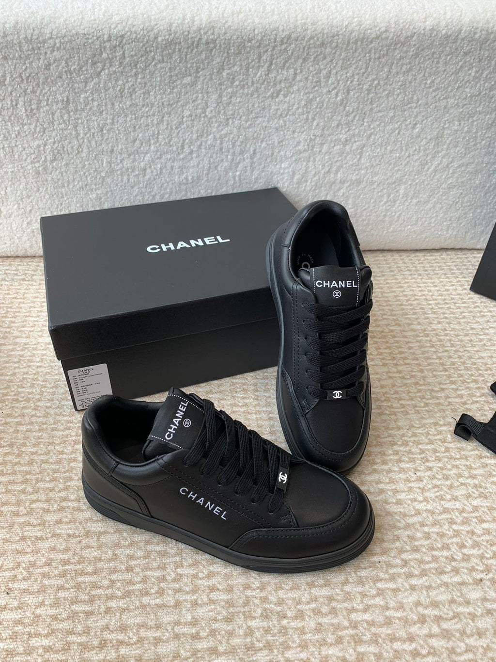 Luxury Shoes Chanel Unisex