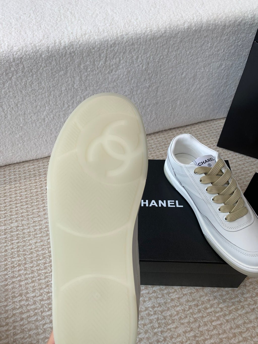 Luxury Shoes Chanel Unisex