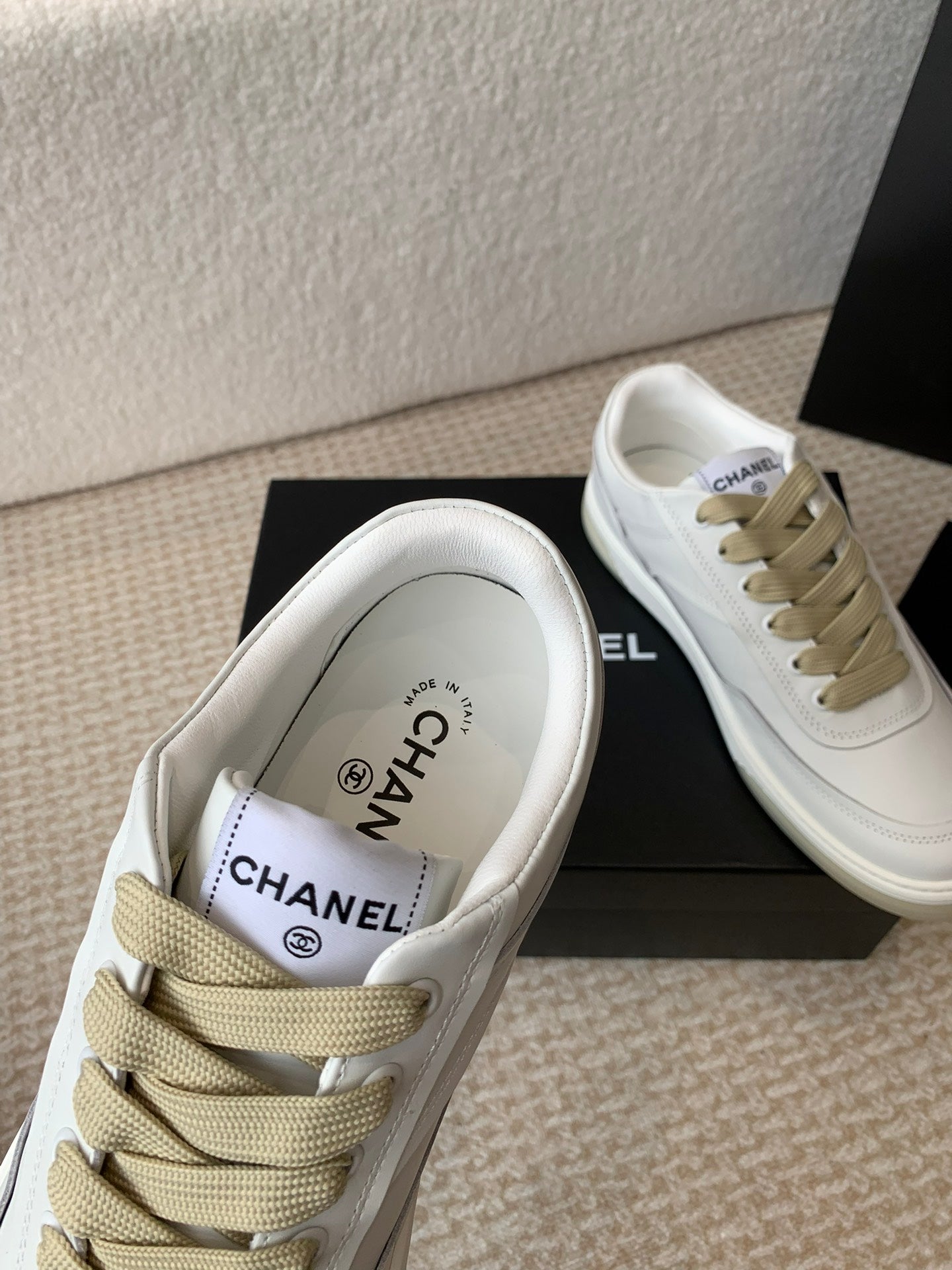 Luxury Shoes Chanel Unisex