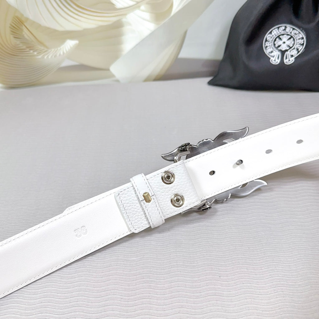 White belt with metal keeper hardware and adjustable pin buckle