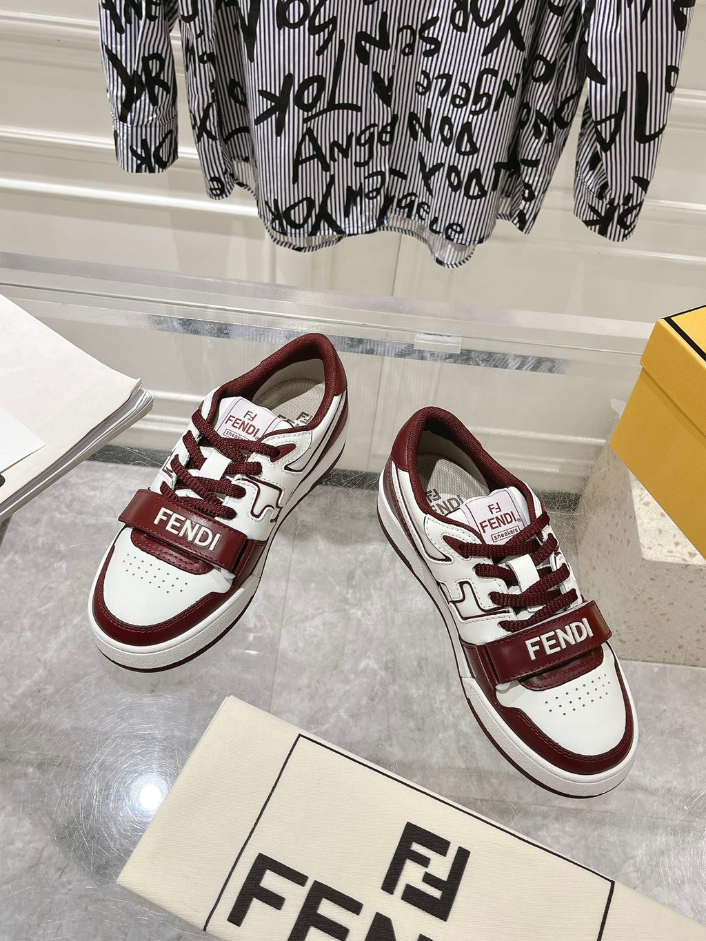 Luxury Shoes Fendi Unisex