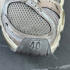 Sneaker insole with size 40 marking and perforated honeycomb texture