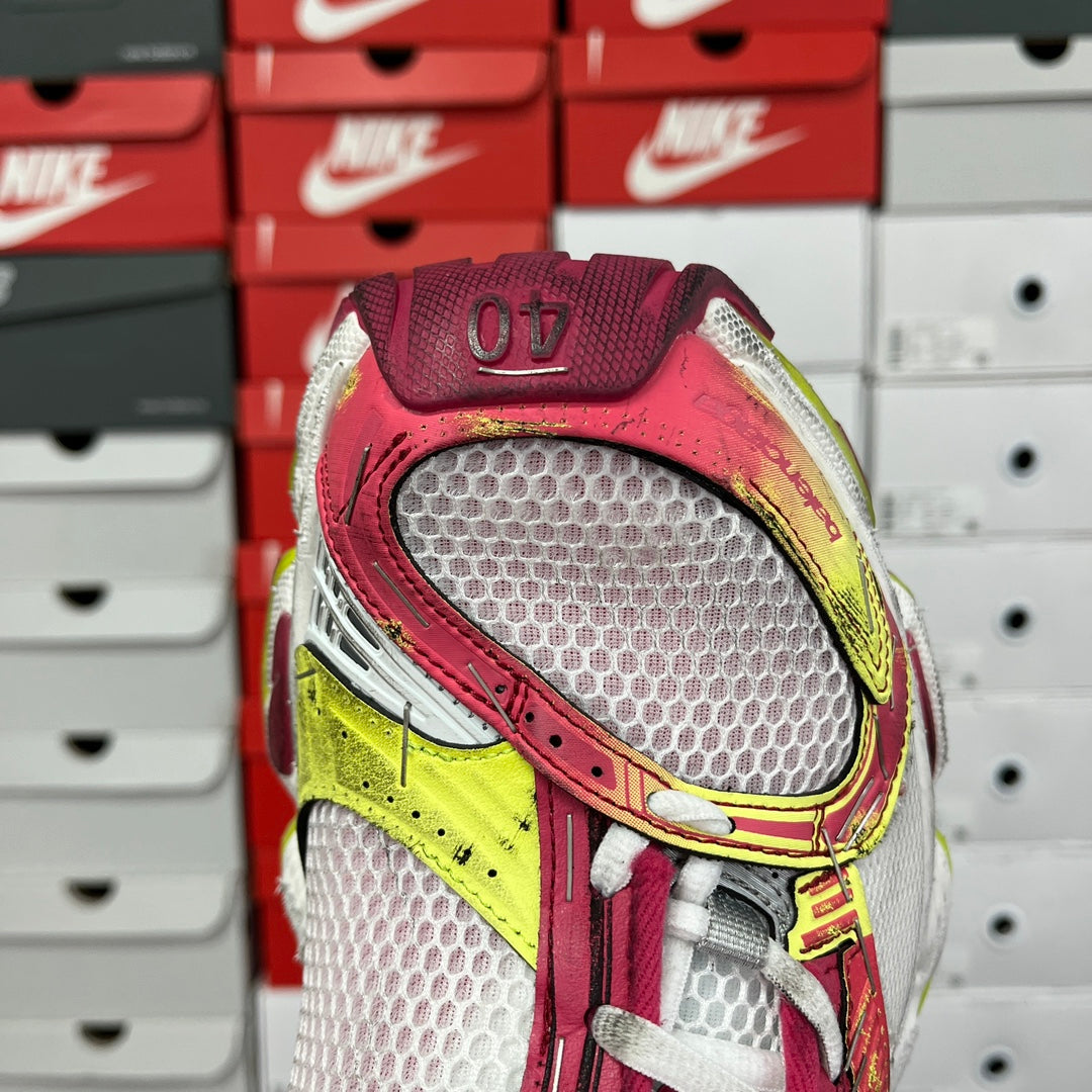 Multicolor mesh lace-up sneaker with maroon heel collar and white laces