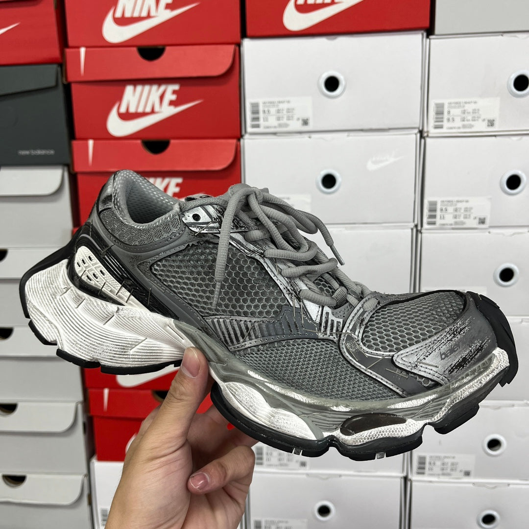 Unisex Balenciaga running shoes, dark gray mesh upper with gray laces