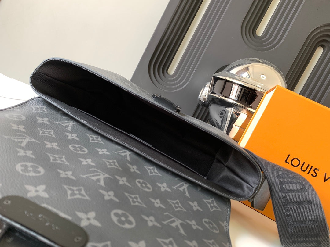 Louis Vuitton bag with open top and black lining, dark monogram canvas, adjustable strap.