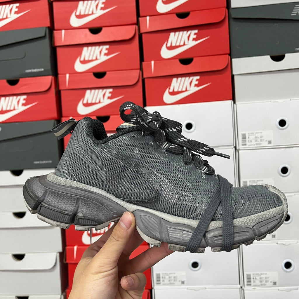 Unisex lace-up knit sneakers in dark gray with black laces and chunky sole