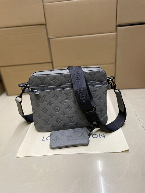 Men's Louis Vuitton crossbody bag, gray monogram, with front pouch and shoulder strap