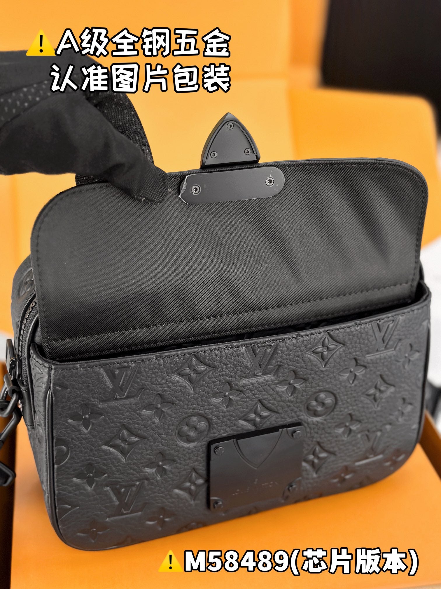 Bags Men Louis Vuitton