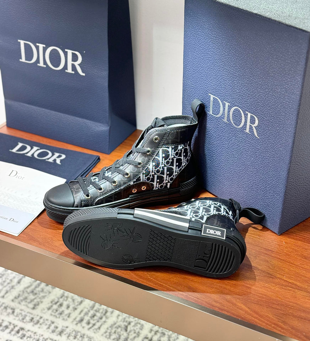 Women’s high-top sneaker sole and toe, black Dior monogram upper