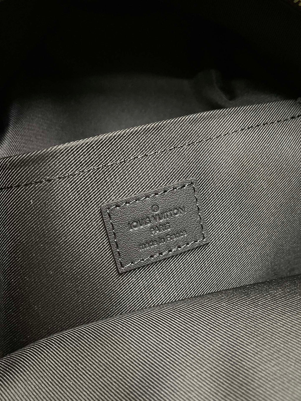Louis Vuitton fabric interior label patch with stitched border
