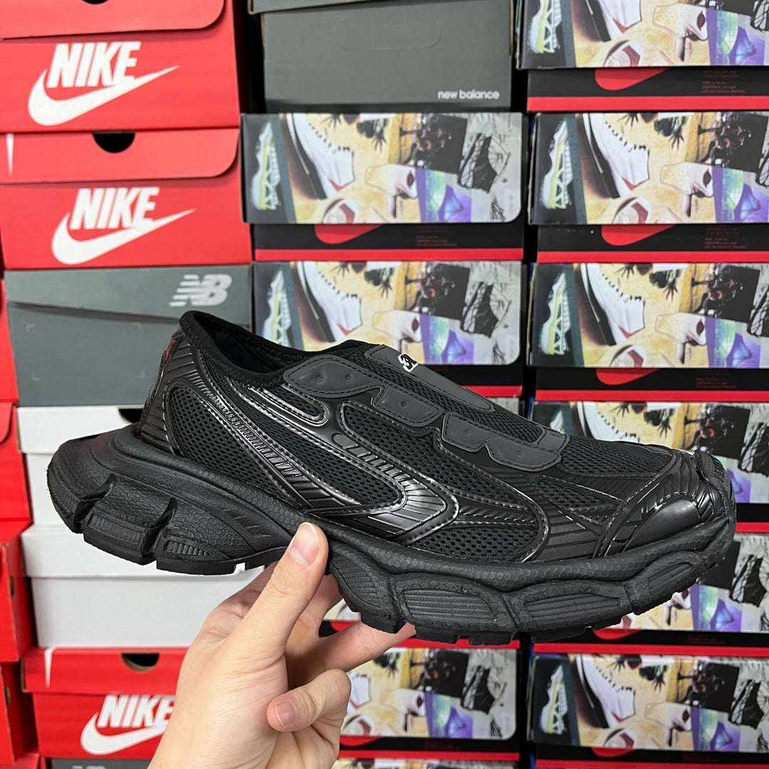 Balenciaga unisex sneakers, black mesh and leather-look panels with chunky tread sole