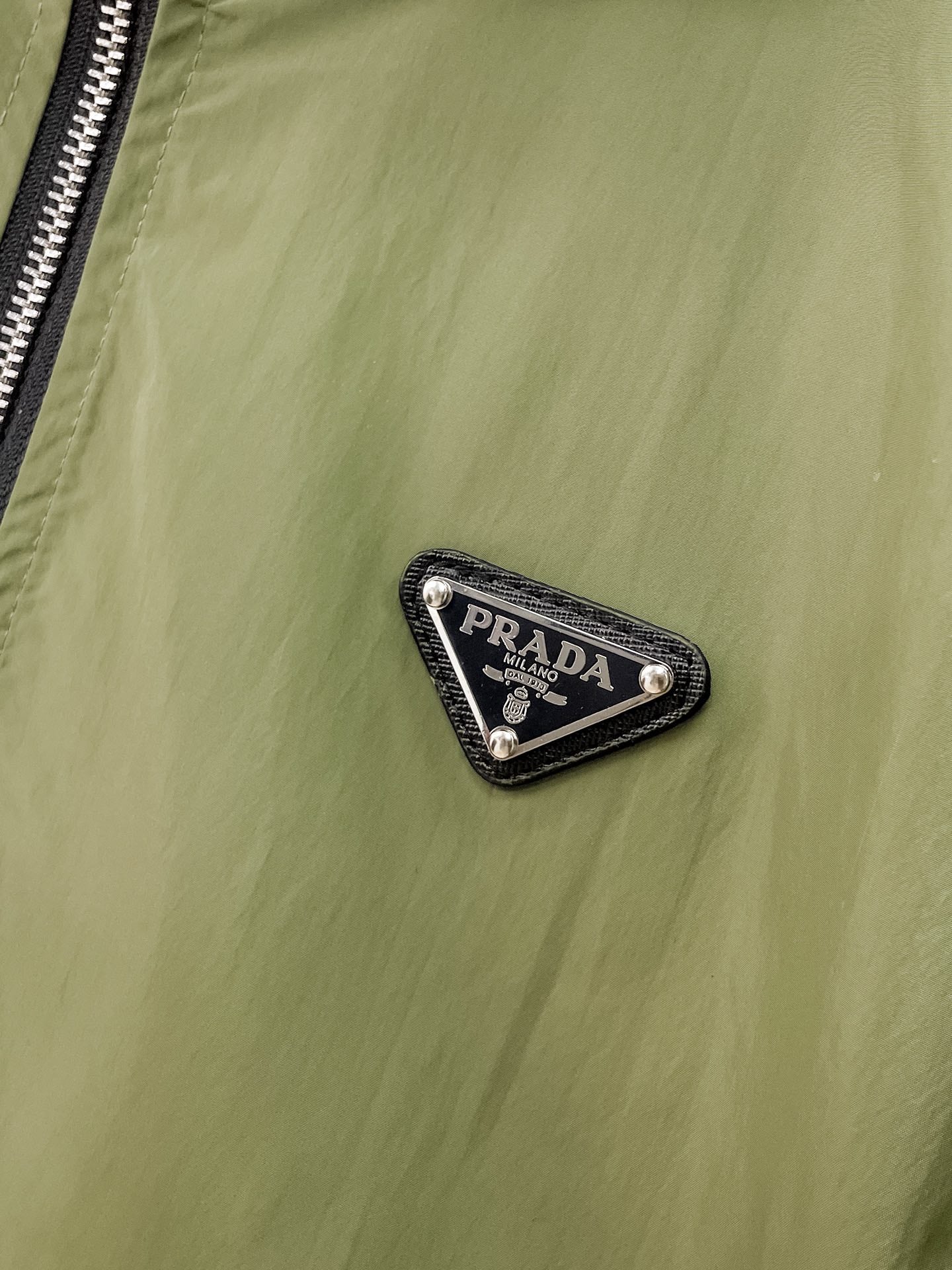 Prada hooded long jacket logo badge on olive fabric