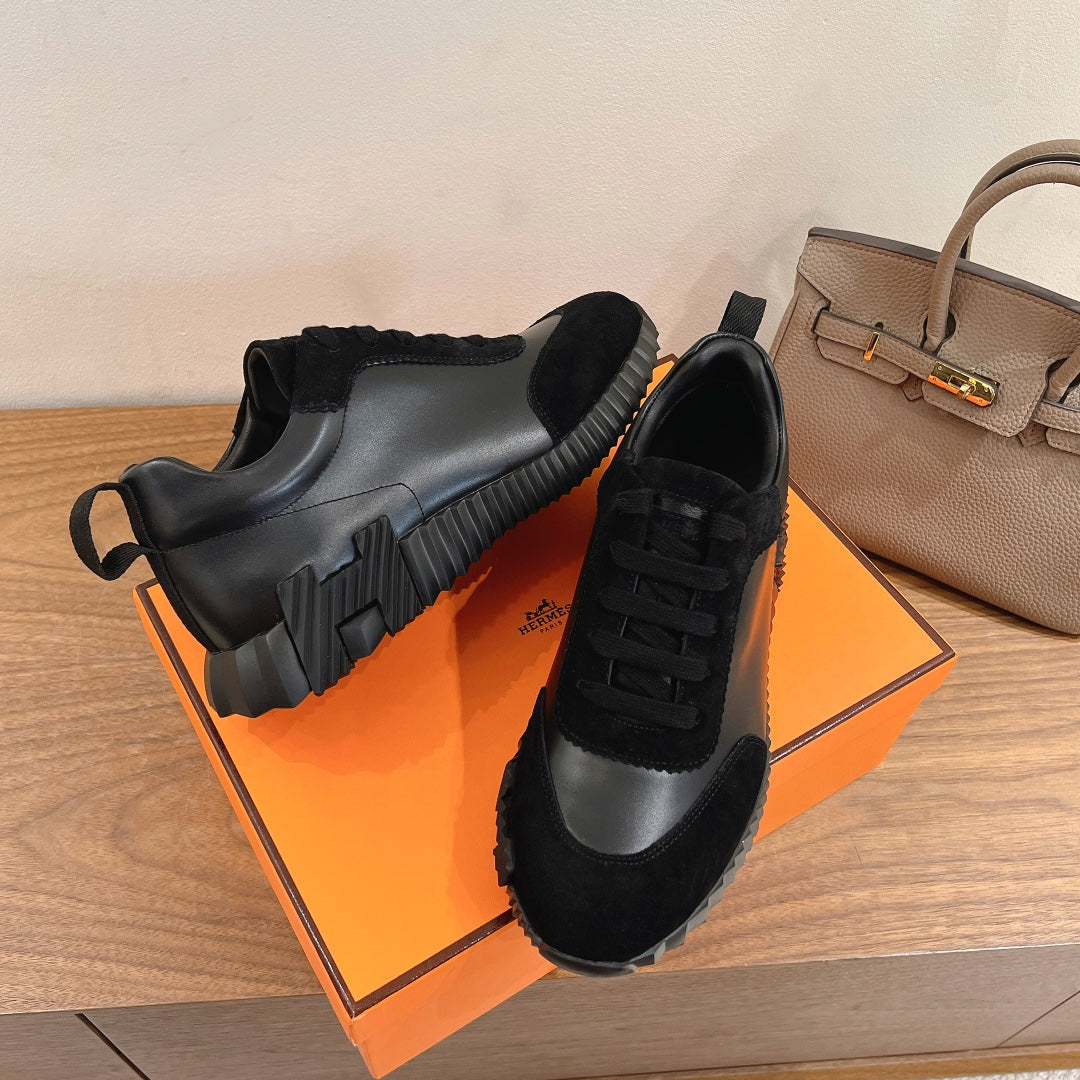 Unisex high-top sneakers, black suede-look and leather-look panels with black laces