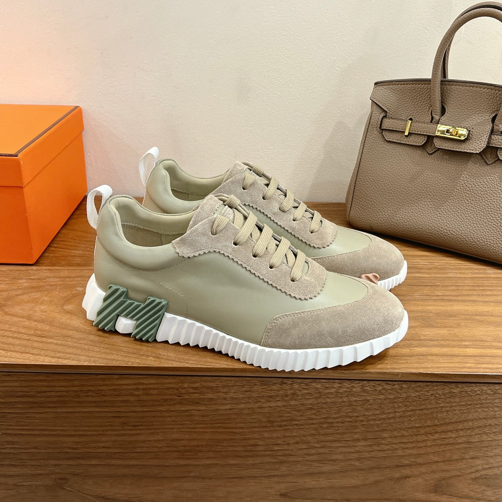 Hermes unisex sneakers, light suede and smooth leather, ribbed white midsole