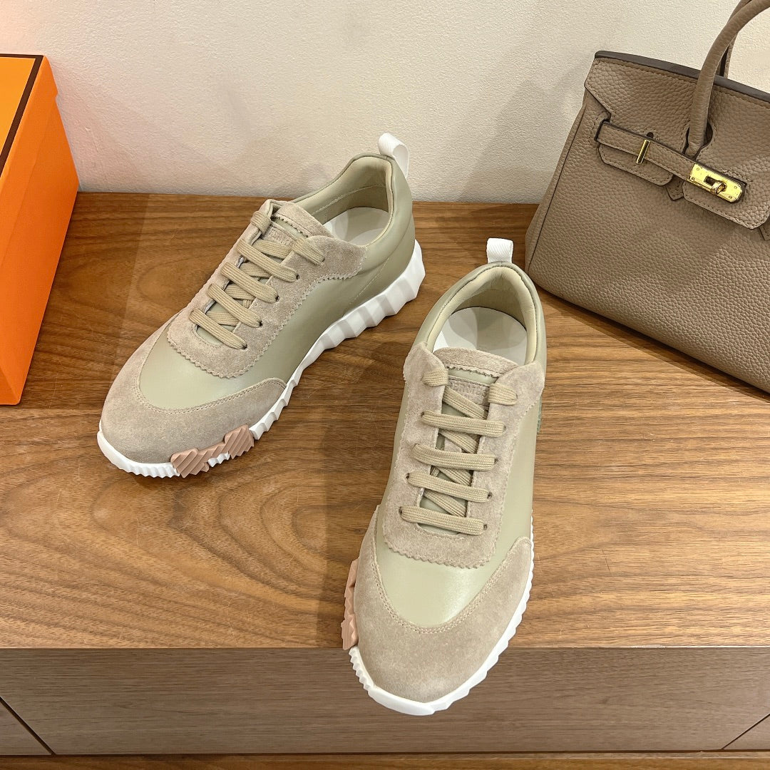 Hermes unisex sneakers, light suede upper, white rubber sole and lace-up design