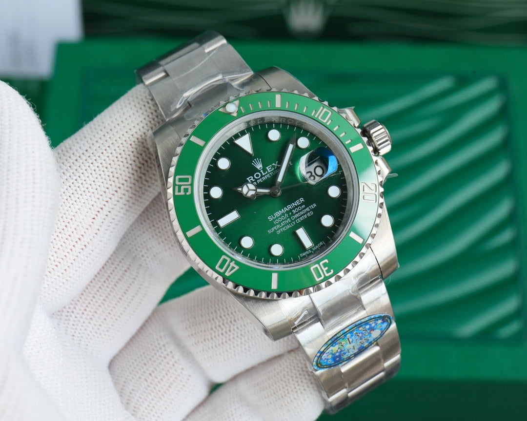 Rolex Submariner green dial stainless steel wristwatch with date window and bezel