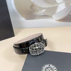 Chrome belt with black glossy strap and round silver buckle with pearl details
