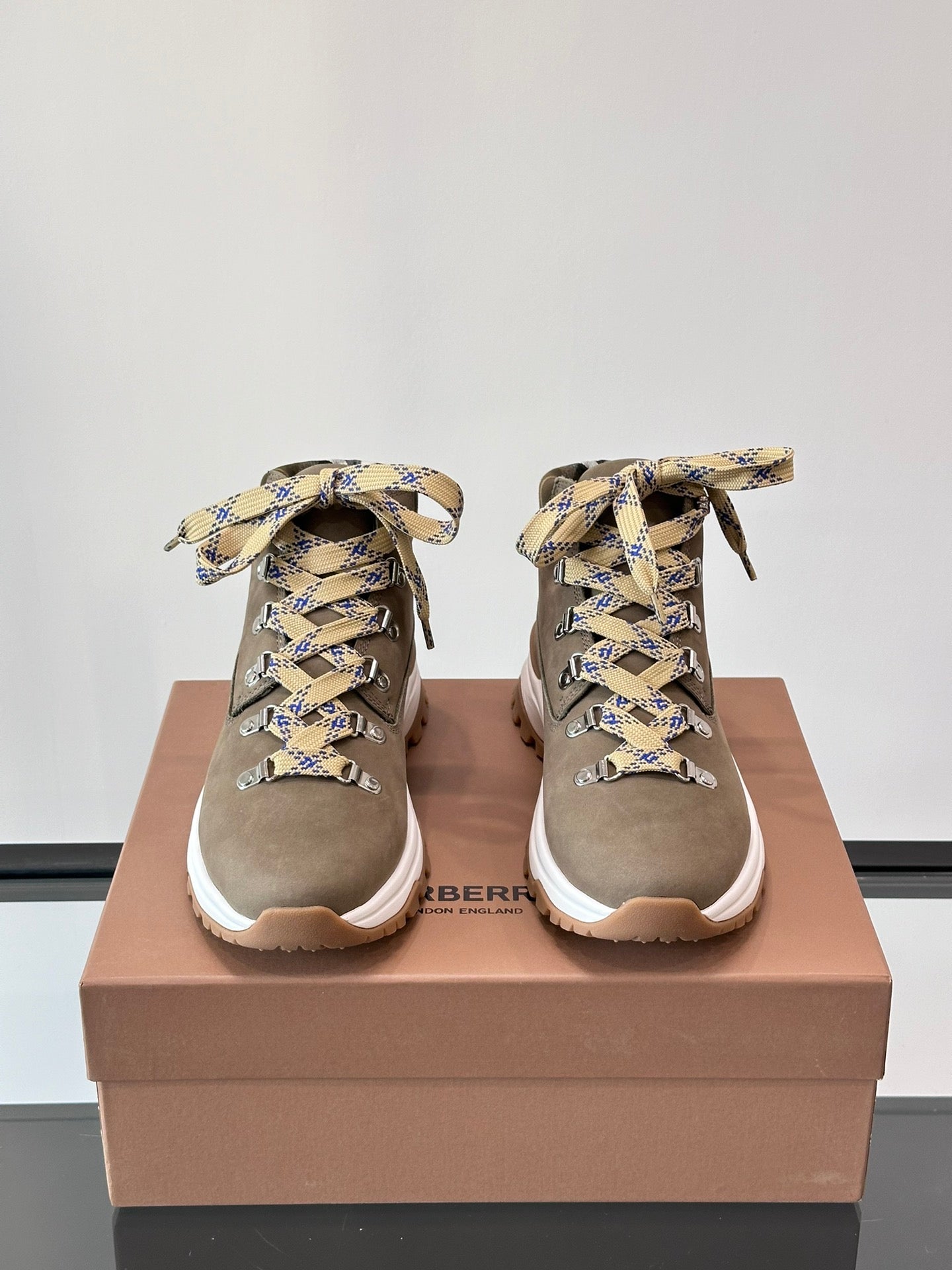 Burberry lace-up boots with check patterned ribbon laces, dark taupe suede, thick sole